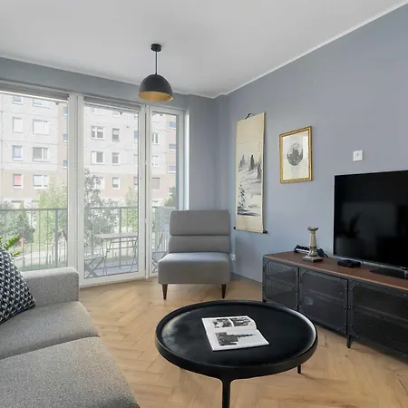 Apartment Elegant In For Remote Work With Parking And Balcony By Renters Poznan