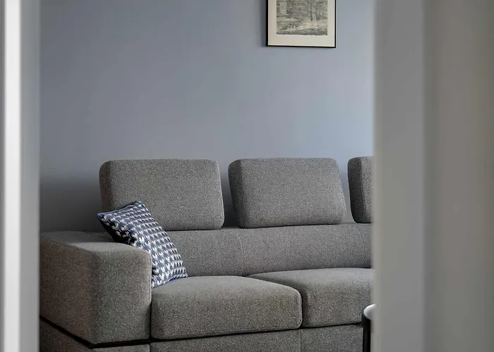 Elegant In For Remote Work With Parking And Balcony By Renters Poznan